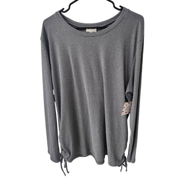 Free Kisses Gray Ribbed Long Sleeve Shirt with Ruched Tied Sides - 3X - Picture 1 of 4